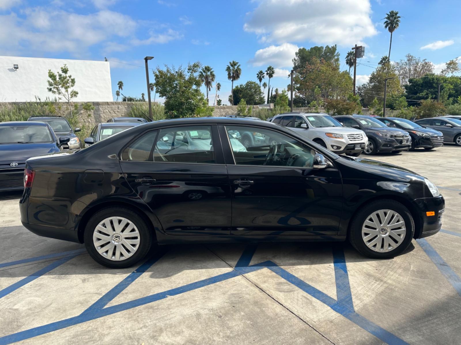 2010 Black Metallic /Black Volkswagen Jetta S PZEV (3VWJZ7AJXAM) with an 2.5L L5 DOHC 20V engine, Automatic transmission, located at 30 S. Berkeley Avenue, Pasadena, CA, 91107, (626) 248-7567, 34.145447, -118.109398 - New Tires, Just Serviced, Low Miles! Fully Loaded! This 2010 Volkswagen Jetta S looks and drives good. This vehicle comes with a dealer 30 day / 1,000 Mile Warranty ( call us for details) and with Options up to 5 years / 100,000 Mile Warranty. Bad credit? We can help! We are the bank. Buy with confi - Photo #6